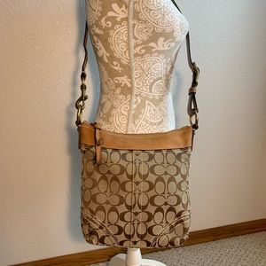 COACH 10402 Signature Jacquard Crossbody Bag
